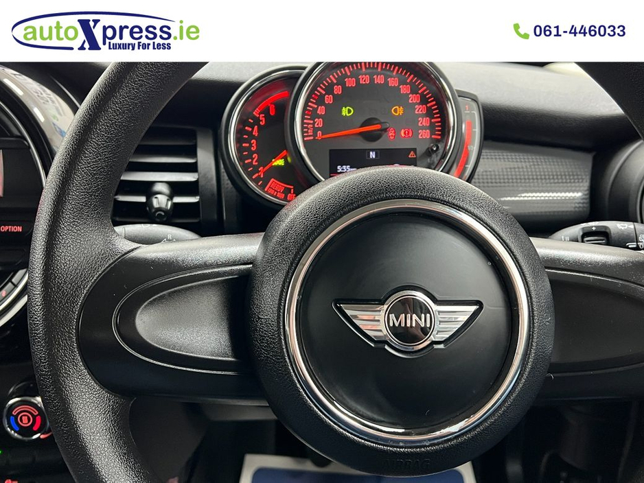 2017 MINI Cooper 1.5 D Manual €13,450