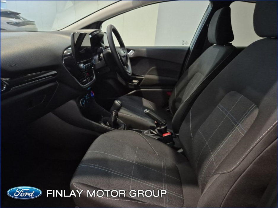 2020 Ford Fiesta - image 4