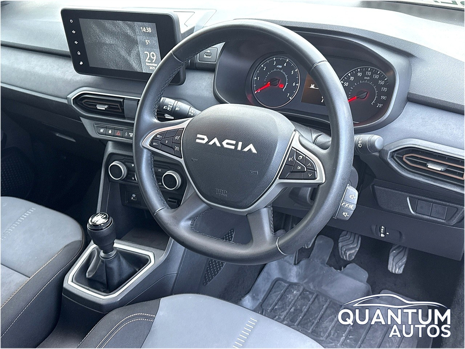 2024 Dacia Jogger - image 12