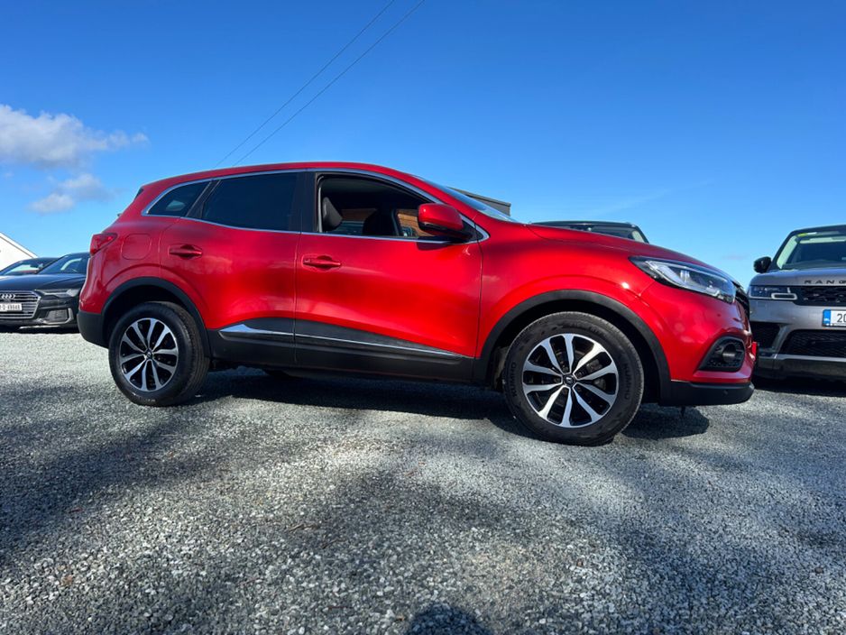 2022 Renault Kadjar - image 10