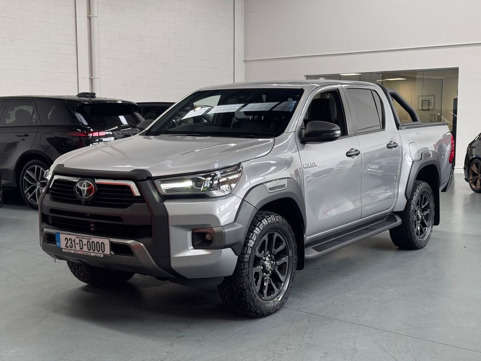 2023 Toyota Hilux - image 23