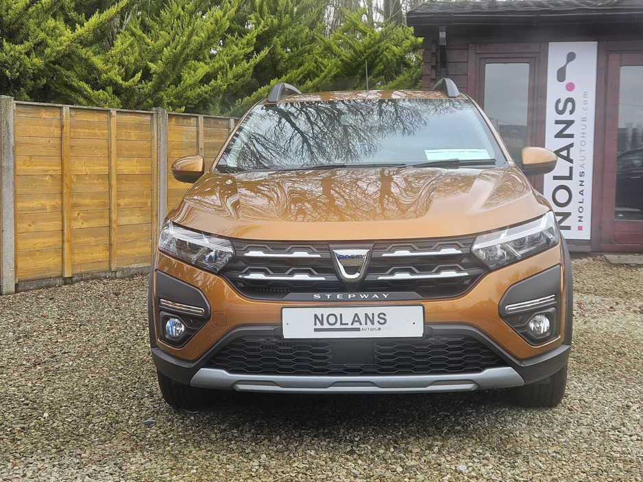 2021 Dacia Sandero Stepway - image 10