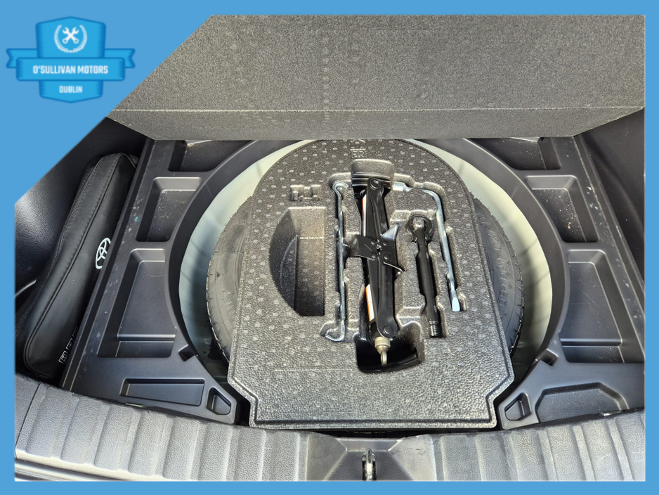 2023 Toyota Corolla Cross - image 11