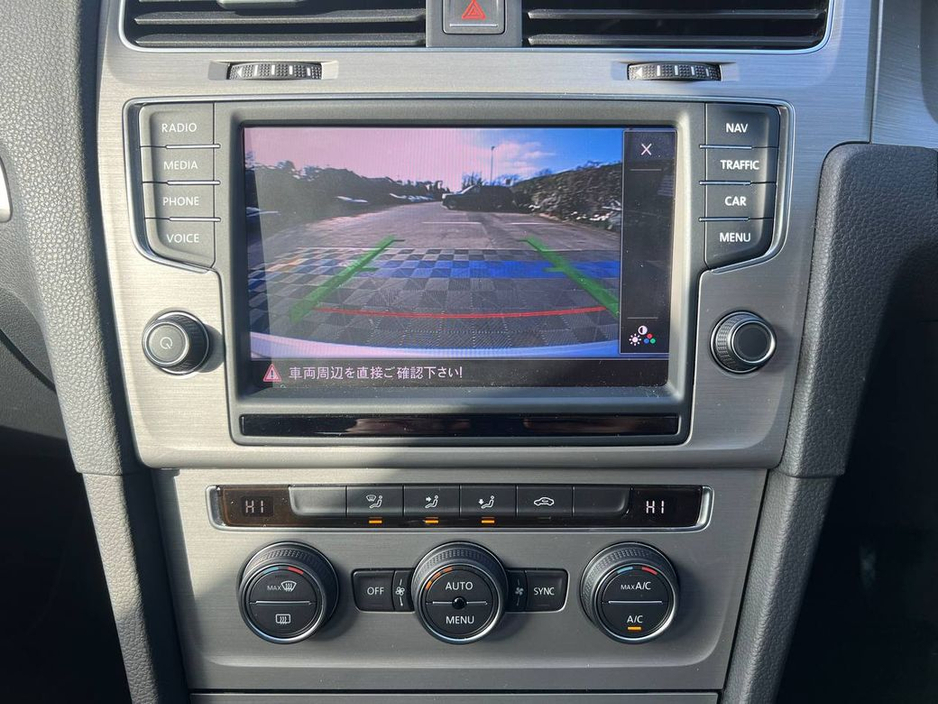 2014 Volkswagen Golf - image 7