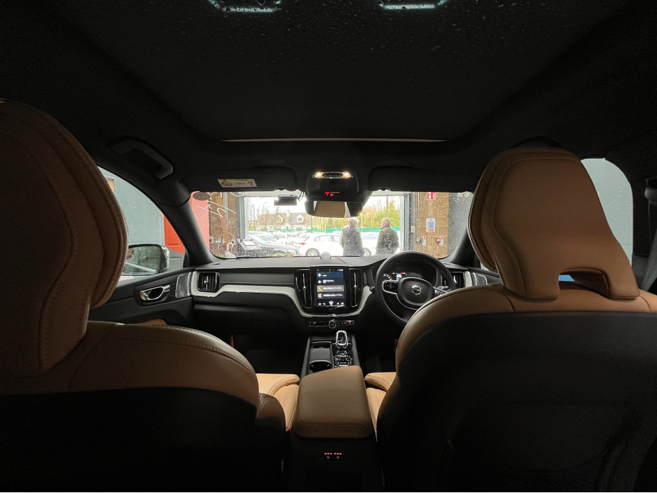 2021 Volvo XC60 €39950 2021 VOLVO XC60 RECHARGE PLUG-IN HYBRID T8 AWD 2.0 AUTOMATIC / CRUISE CONTROL / 360° CAMERA / ELECTRIC MEMORY & HEATED SEAT / PANORAMIC SUNROOF / APPLE CARPLAY €39,950