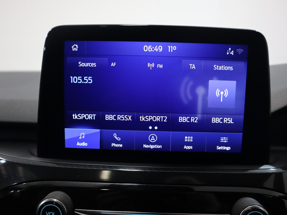 2022 Ford Kuga - image 15