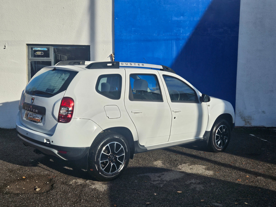 2018 Dacia Duster  €9,950