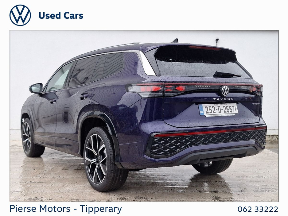 2025 Volkswagen Tayron - image 3