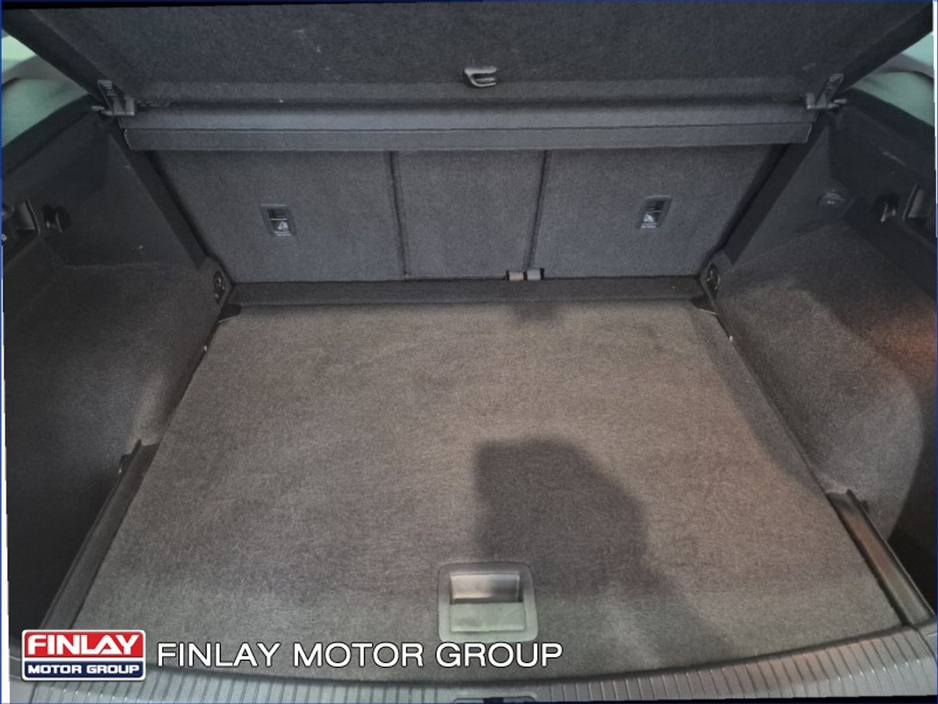 2019 Volkswagen Tiguan - image 25