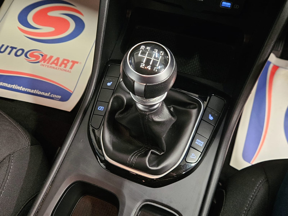 2021 Hyundai Tucson - image 12