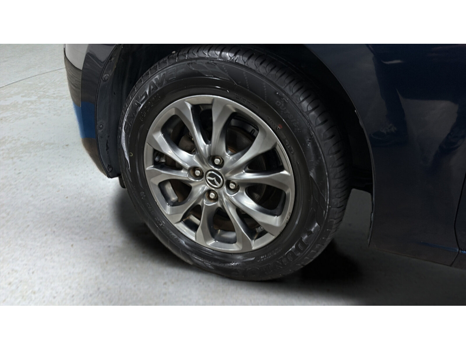 2017 Mazda Demio - image 10