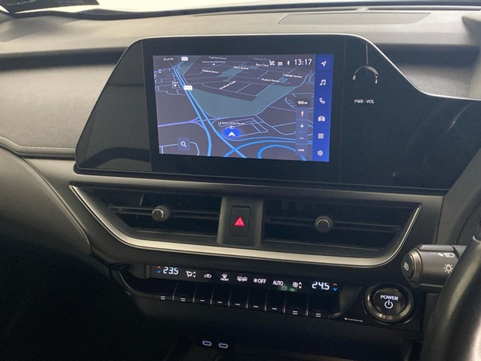 2023 Lexus UX 250 H Dynamic €38,950