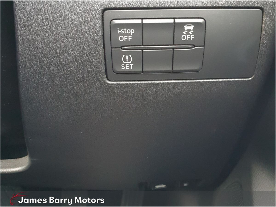 2017 Mazda Mazda3 1.5D 4DR (105ps) EXECUTIVE SE €10,950