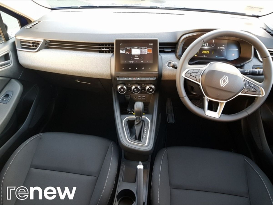 2026 Renault Clio - image 2