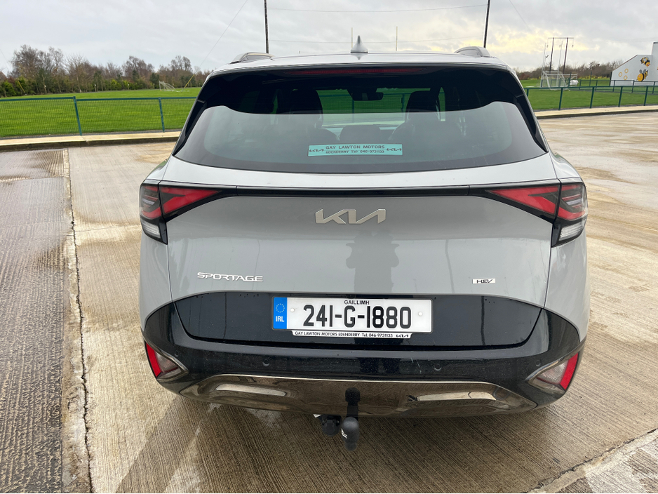 2024 Kia Sportage - image 12