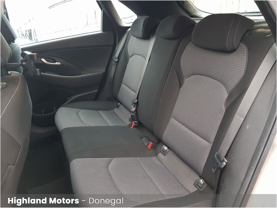 2018 Hyundai i30 1.6 Diesel Deluxe €13,900