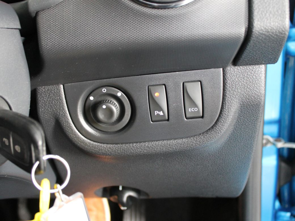 2017 Dacia Sandero 0.9tce (90) Laureate S/S 5DR €8,499