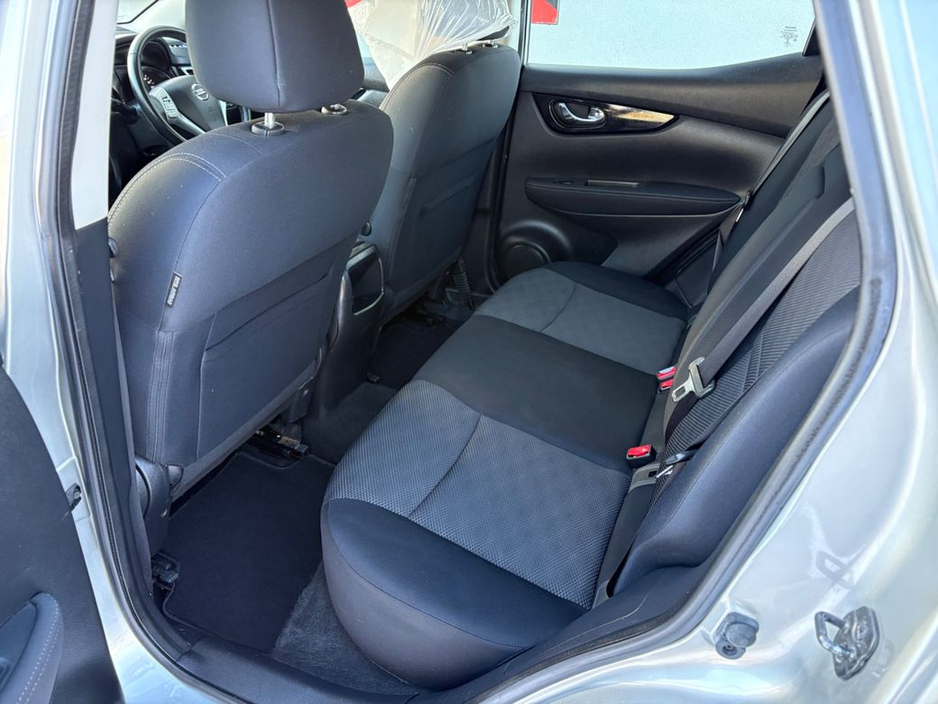 2015 Nissan Qashqai 1.2T 115 Petrol SV 92Km €10,990