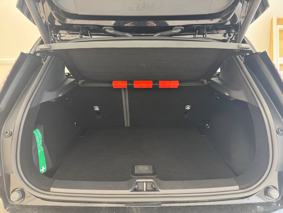 2024 Volvo EX30 Single Motor BEV 272hp Plus