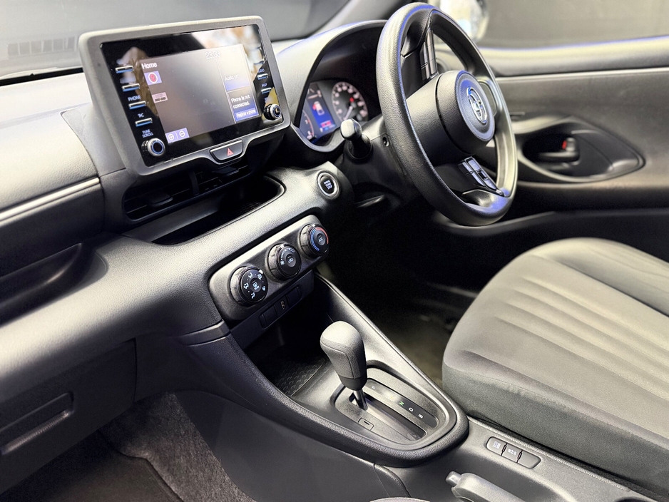 2020 Toyota Yaris 1.0 VVT-i 3Dr Terra €15,900