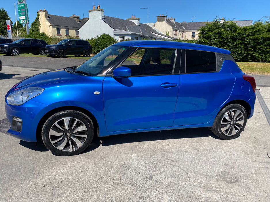 2021 Suzuki Swift - image 5