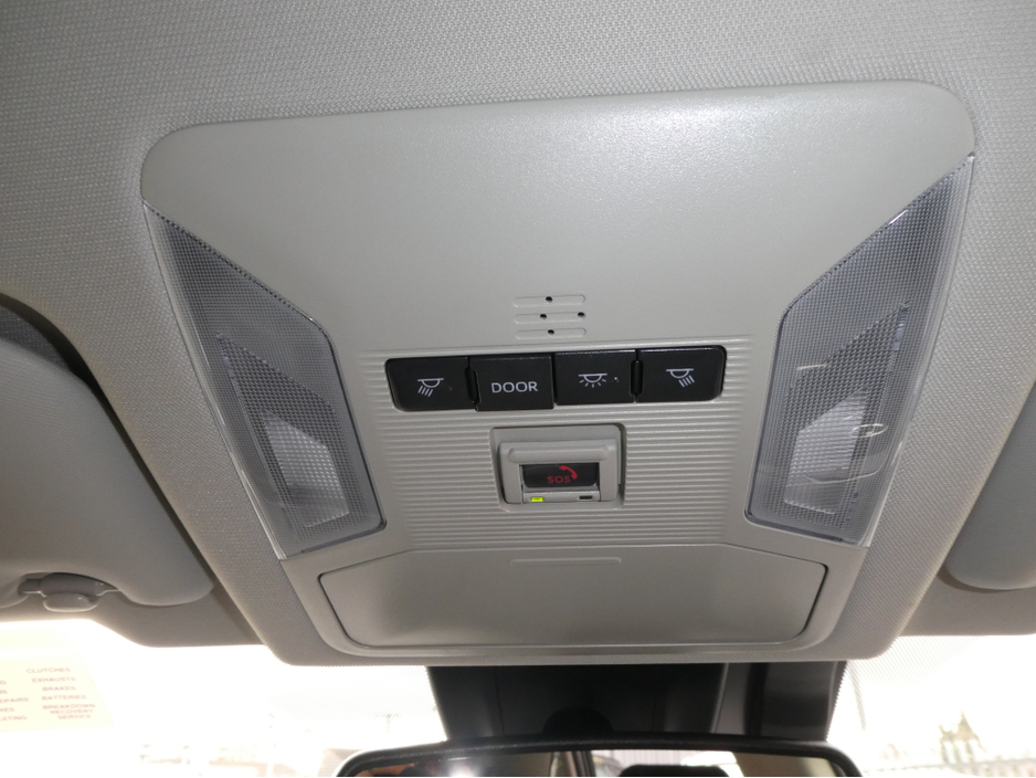 2025 Toyota Rav4 - image 23