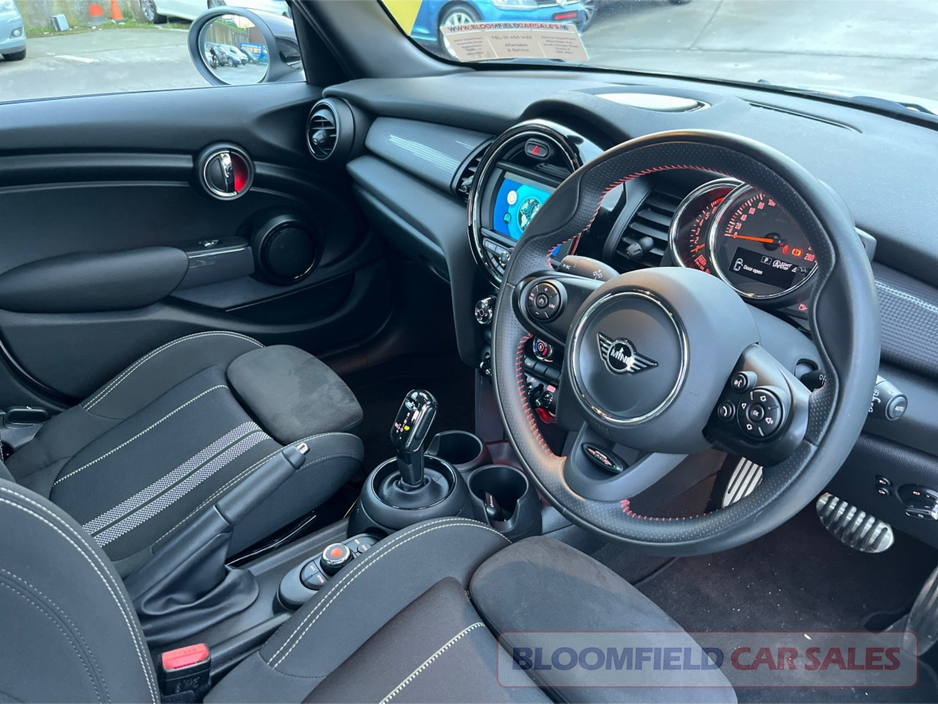 2021 MINI Cooper HIGH SPEC , AUTO // LOW MILEAGE €25,950