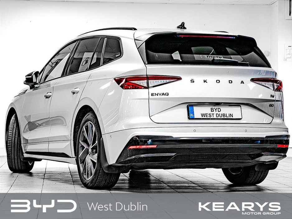 2022 Skoda Enyaq - image 2