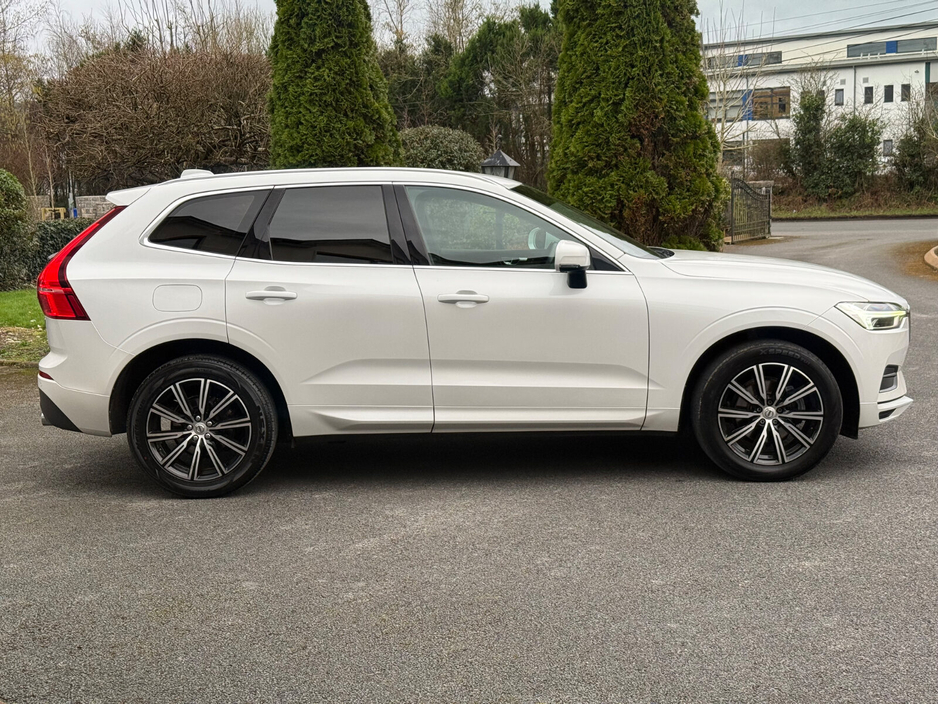 2018 Volvo XC60 - image 8