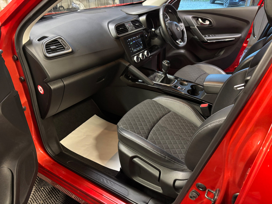 2021 Renault Kadjar - image 13