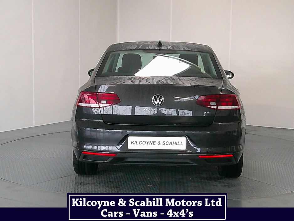 2021 Volkswagen Passat SE NAV TDI S-A DSG