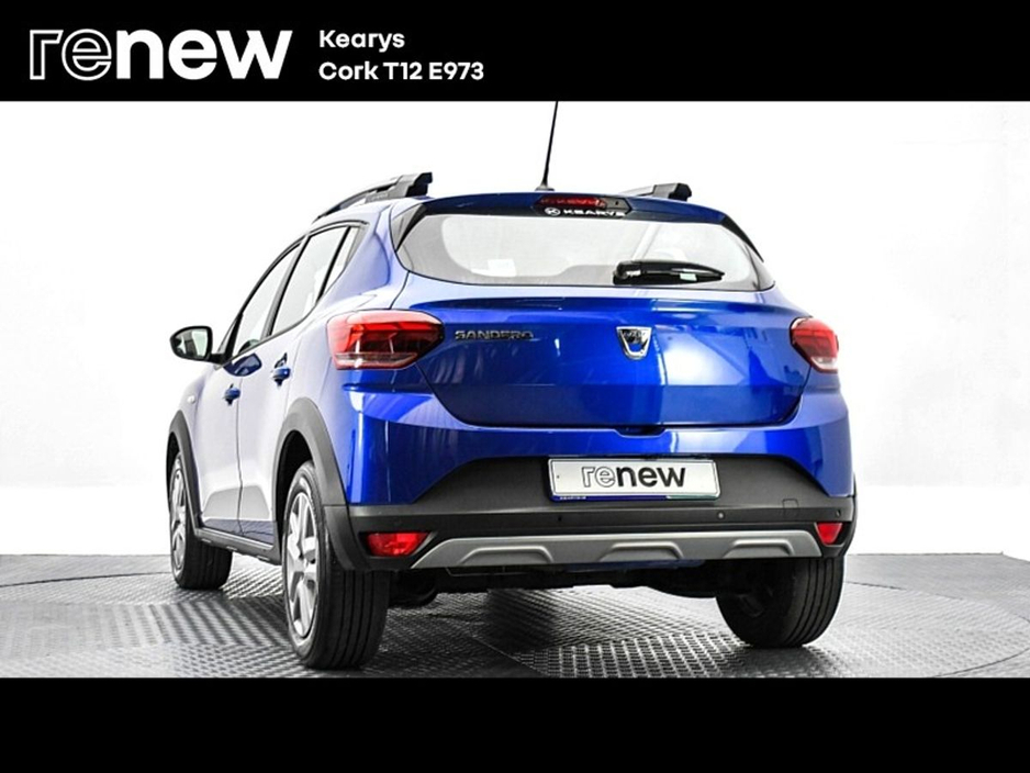 2022 Dacia Sandero Stepway - image 3