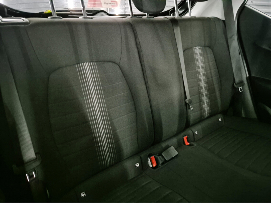 2020 Hyundai i10 - image 13