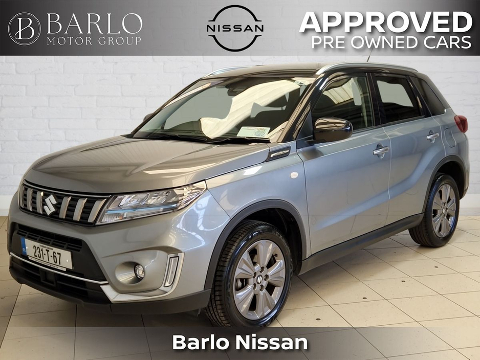 2023 Suzuki Vitara - image 2