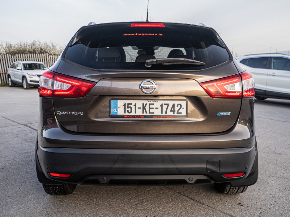 2015 Nissan Qashqai - image 14