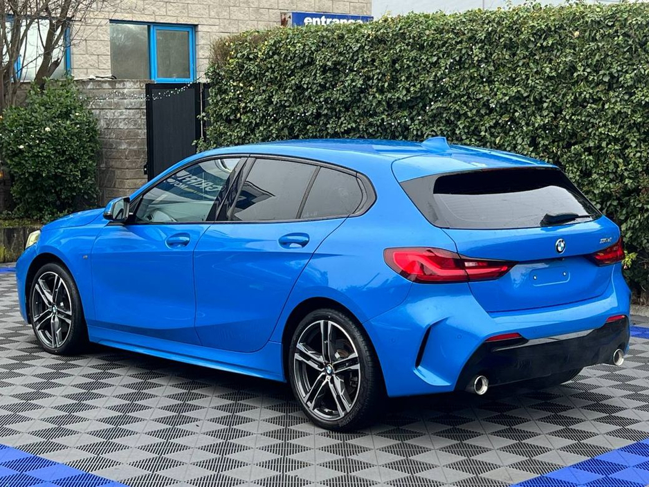 2020 BMW 1 Series 118D M-SPORT 2.0 AUTO // VERY LOW MILEAGE // SUEDE M-SPORT INTERIOR // REVERSE CAMERA // WIRELESS CHARGING BAY €27,950