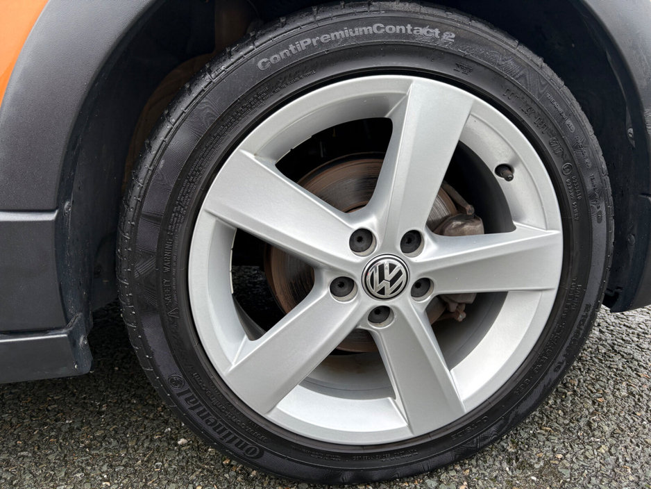 2016 Volkswagen Polo 1.2 TSI 5DR 90HP Crosspolo €12,900