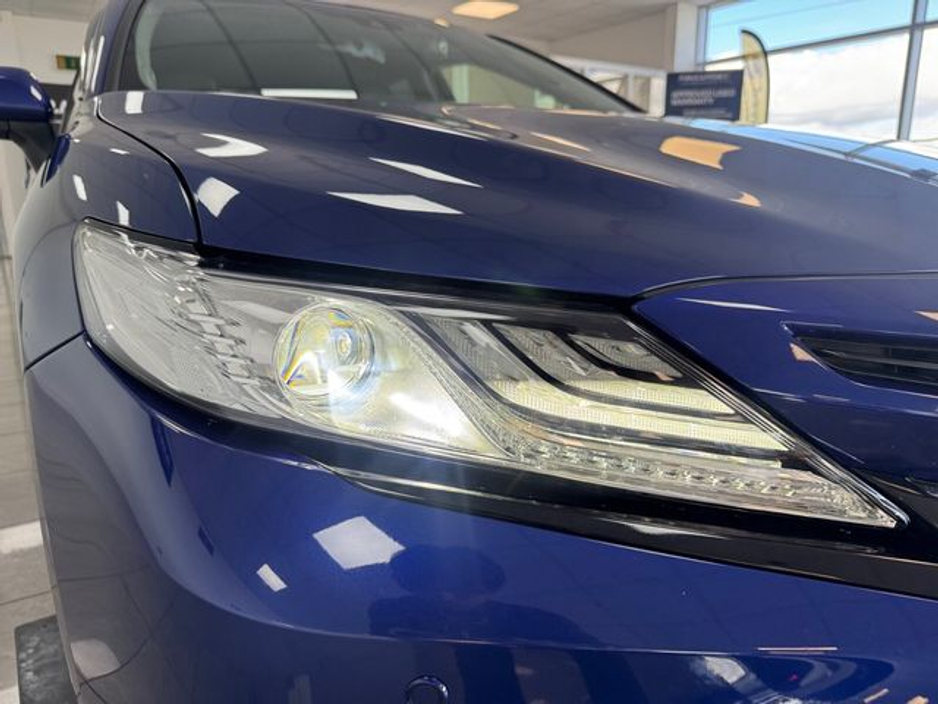 2020 Toyota Camry - image 20