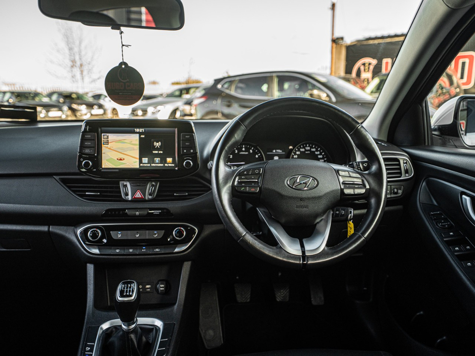 2018 Hyundai i30 - image 6