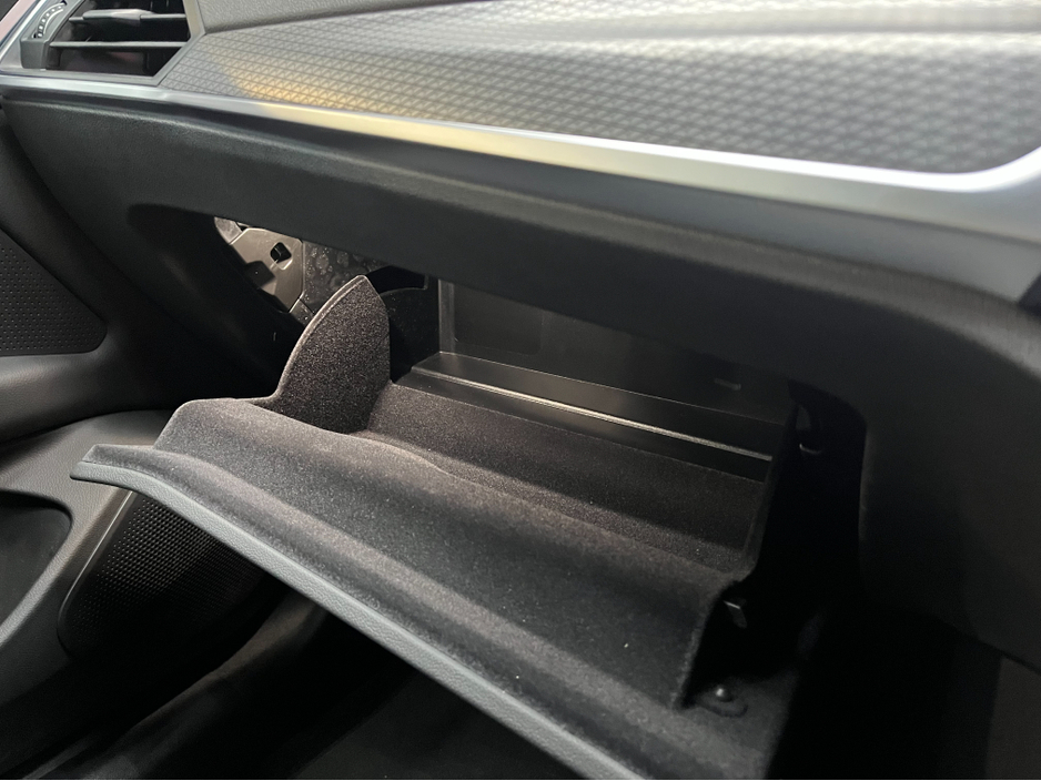 2023 BMW i4 - image 22