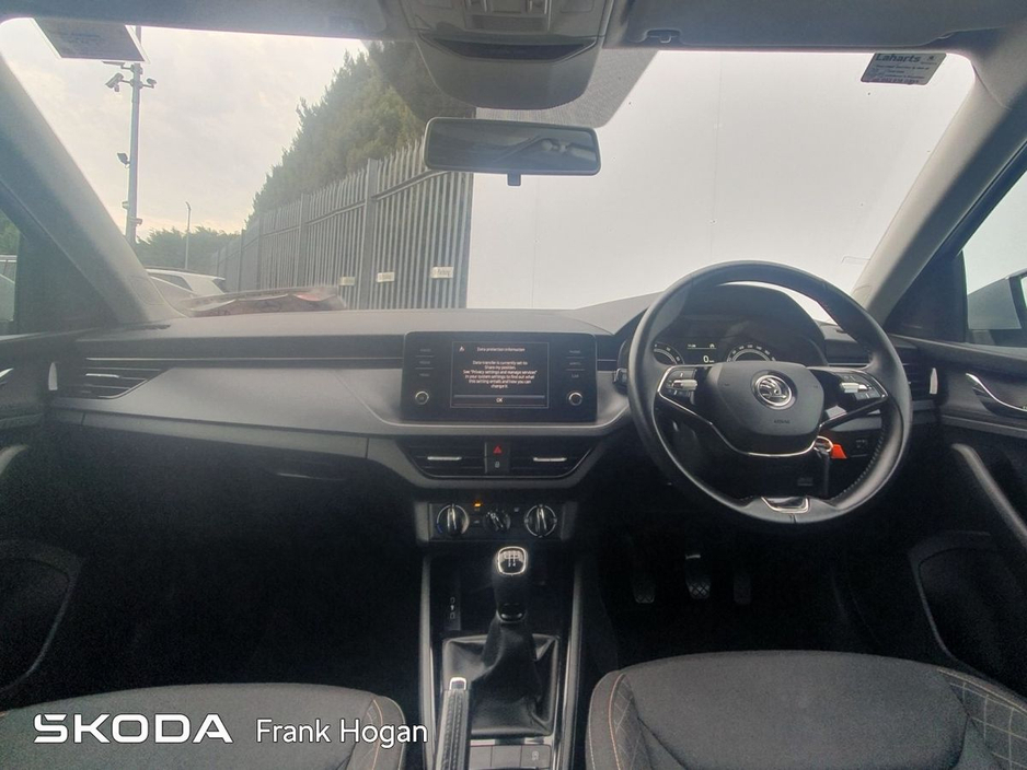 2021 Skoda Scala - image 2