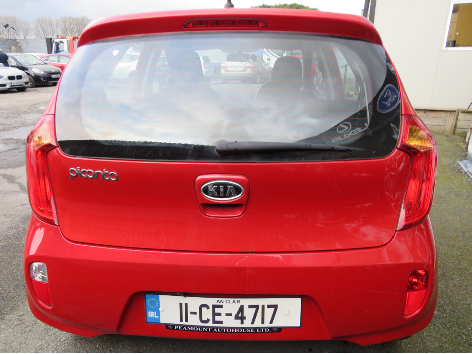 2011 Kia Picanto - image 4