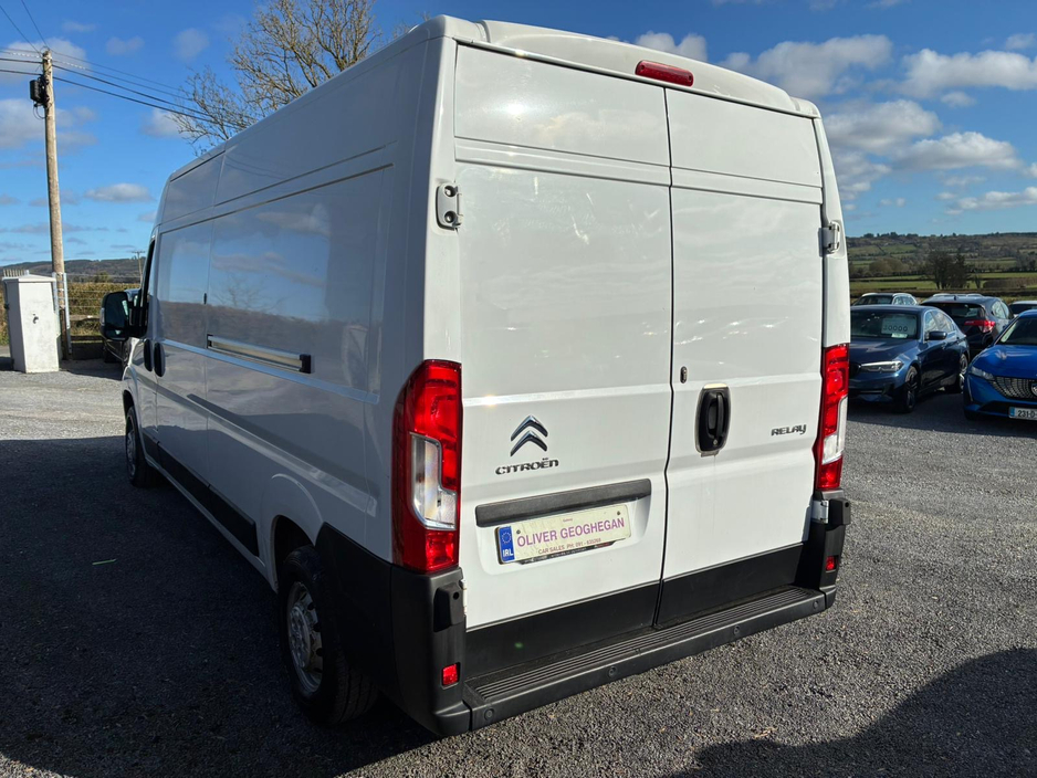 2021 Citroen Relay - image 3