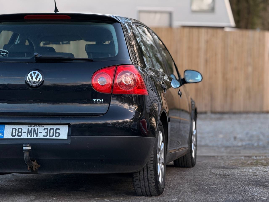 2008 Volkswagen Golf - image 16
