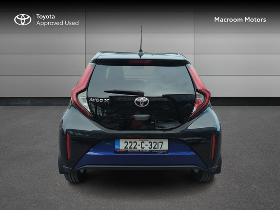 2022 Toyota Aygo - image 4