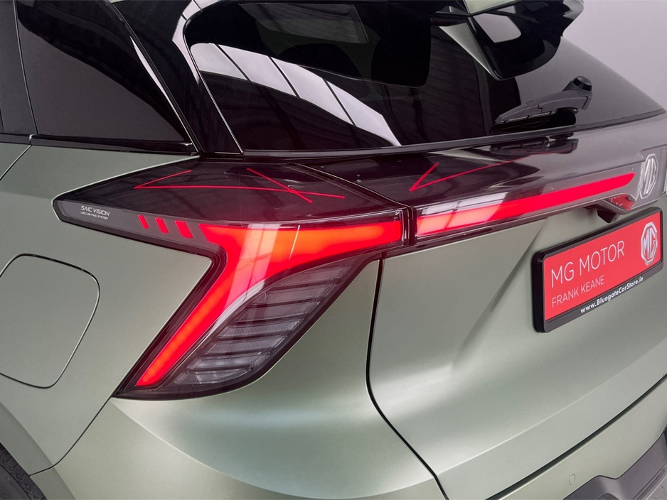 2024 MG MG4 EV X POWER RACING GREEN 435BHP 64KWH AUTO **HEATED ALCANTARA SEATS**18" DIAMOND CUT ALLOY WHEELS WITH TANZANITE ORANGE CALLIPERS**2 TONE ROOF**HEATED STEERING WHEEL**APPLE CARPLAY**TOUCH SCREEN DISPLAY** €30,995