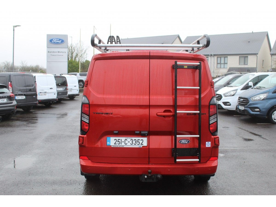 2025 Ford Transit Custom  €41,950