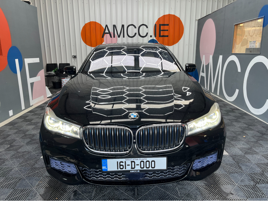 2016 BMW 7 Series - image 6