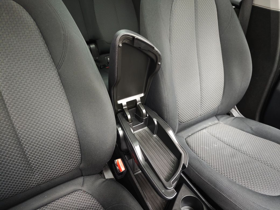 2016 BMW 2 Series Gran Tourer 7 Seater 2.0D Automatic, Reversing camera €14,995