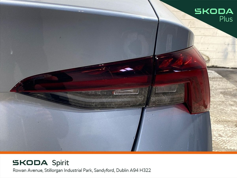 2023 Skoda Octavia - image 17